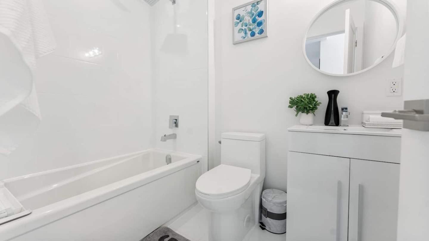 Entire Luxury Suite 4Mins To Falls Niagara-Fälle Exterior foto